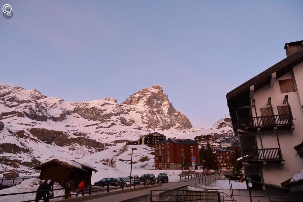 Breuil Cervinia Near Funicular Apartment With Private Garage Екстер'єр фото